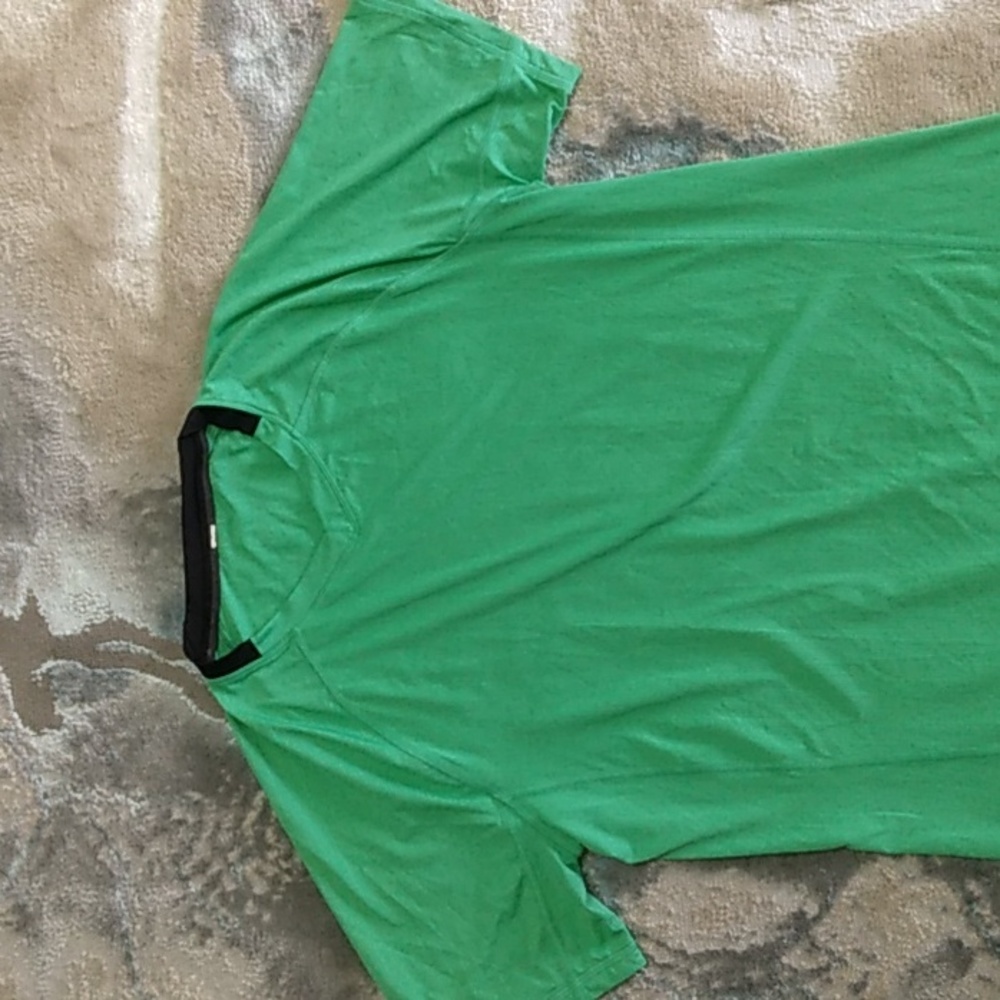LULULEMON FOCUS V NECK SHORT SLEEVE TOP - Picture 3 of 7